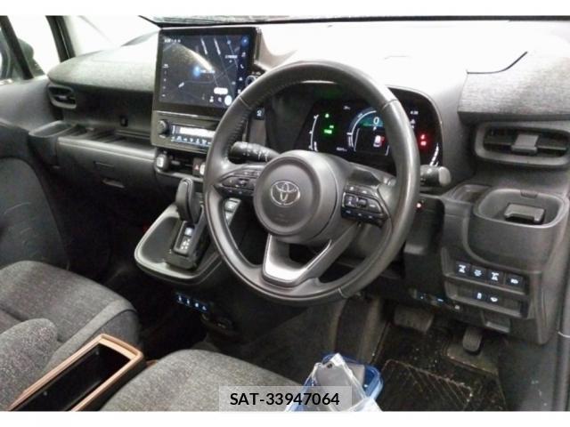 Toyota SIENTA 2023-10 8877744-2