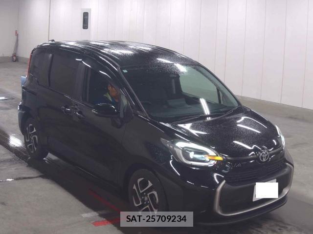 Toyota SIENTA 2022-10 8877773-0