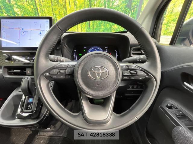 Toyota SIENTA 2023-03 8877906-11