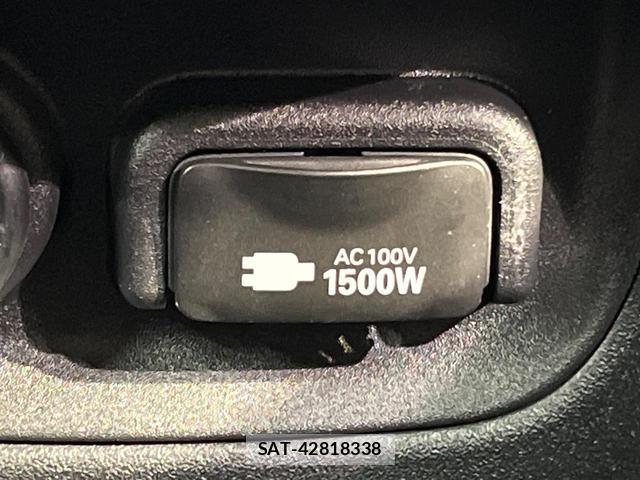 Toyota SIENTA 2023-03 8877906-6
