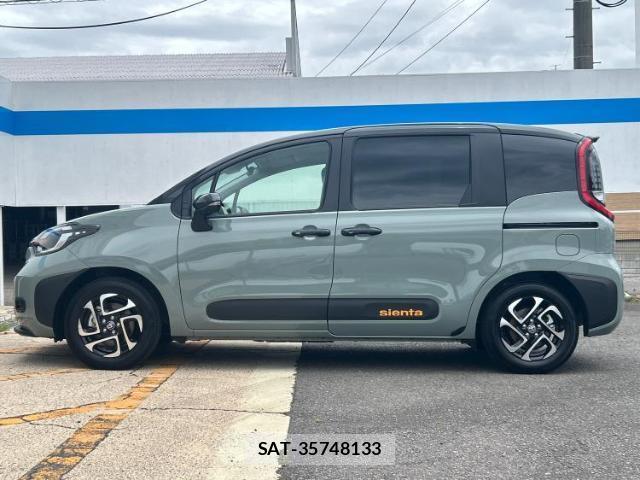Toyota SIENTA 2026-01 8877944-1