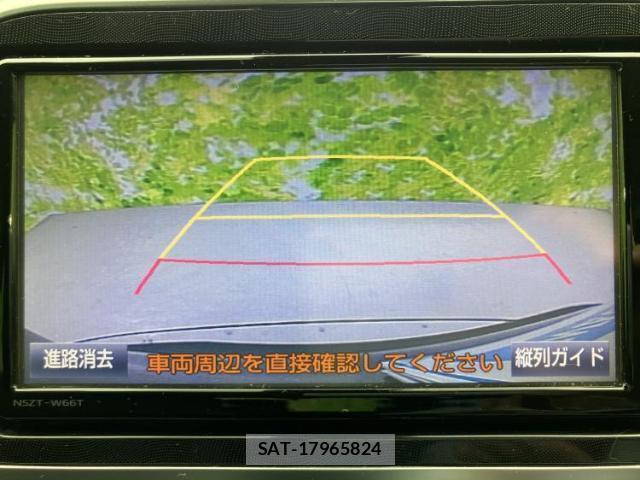 Toyota SIENTA 2017-09 8878052-11