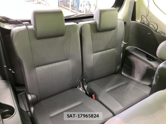 Toyota SIENTA 2017-09 8878052-5