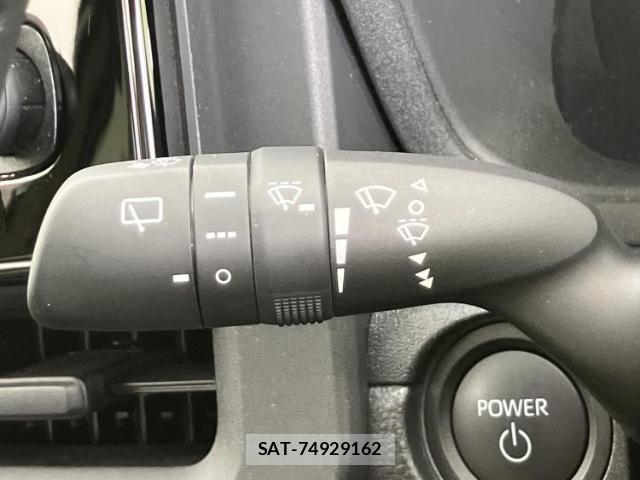 Toyota SIENTA 2025-05 8878108-16