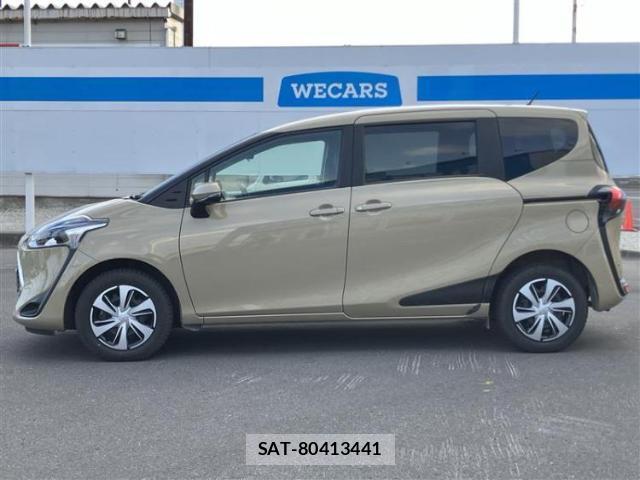 Toyota SIENTA 2021-12 8878315-1