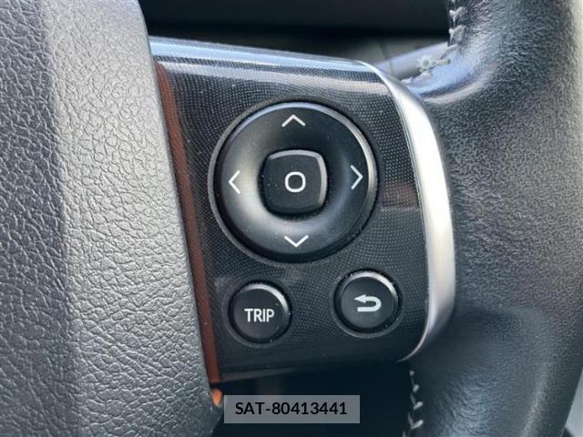 Toyota SIENTA 2021-12 8878315-10