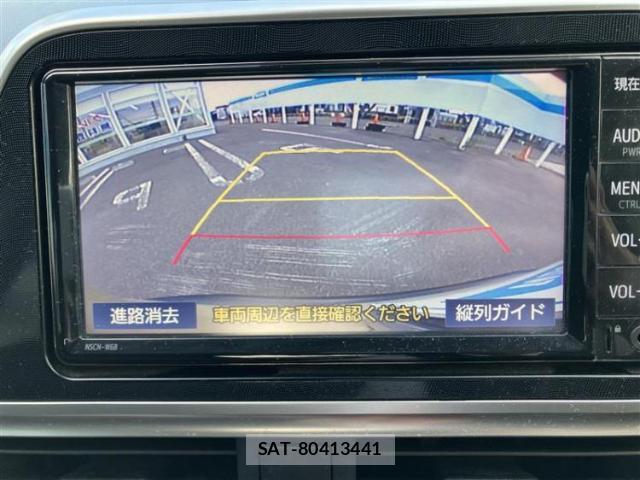 Toyota SIENTA 2021-12 8878315-12