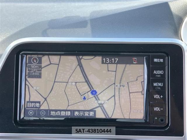 Toyota SIENTA 2022-03 8878428-8