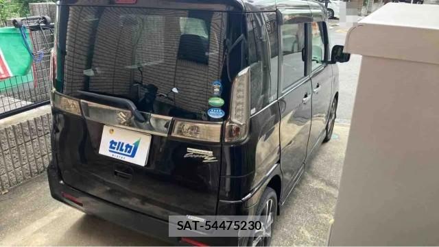 Suzuki SPACIA 2017-09 8877128-12