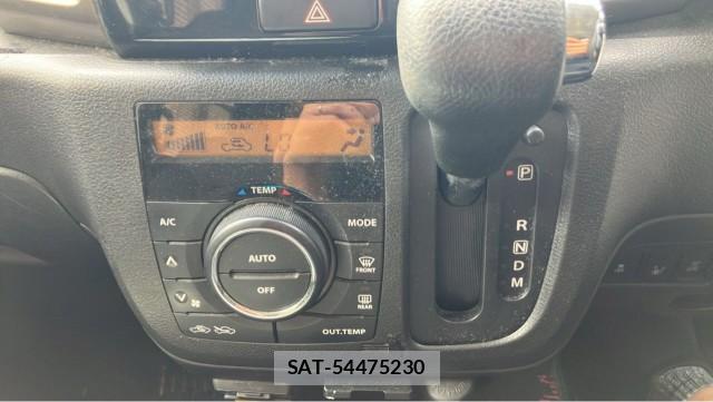 Suzuki SPACIA 2017-09 8877128-14