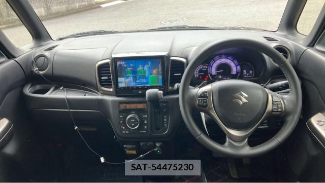 Suzuki SPACIA 2017-09 8877128-2