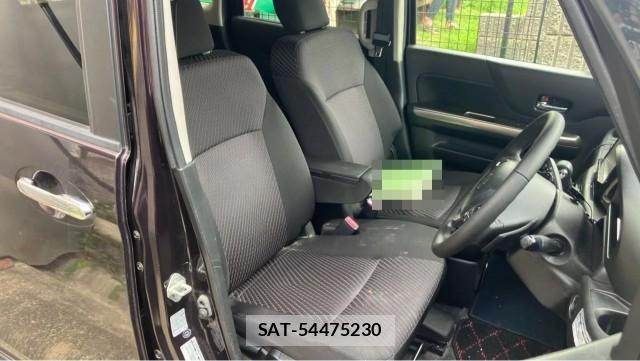 Suzuki SPACIA 2017-09 8877128-5