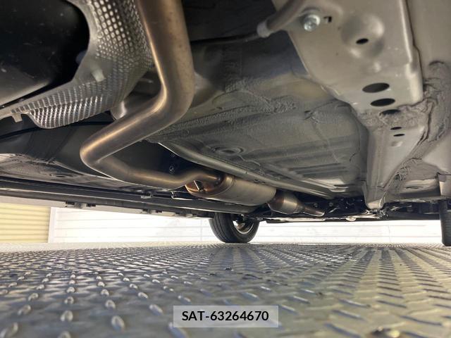 Suzuki SPACIA 2023-09 8876191-18