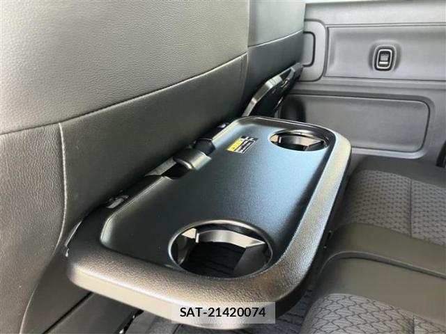 Suzuki SPACIA 2022-04 8876216-13