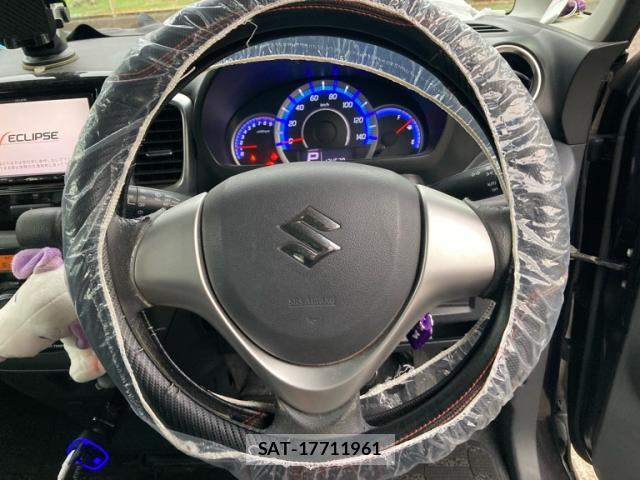 Suzuki SPACIA 2013-12 8876638-3