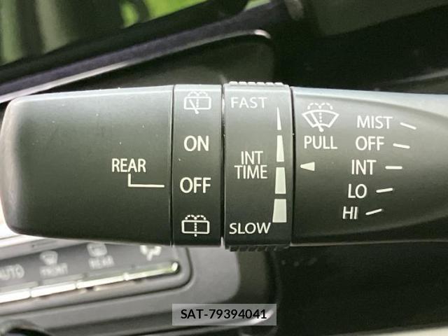 Suzuki SPACIA 2023-08 8876732-17