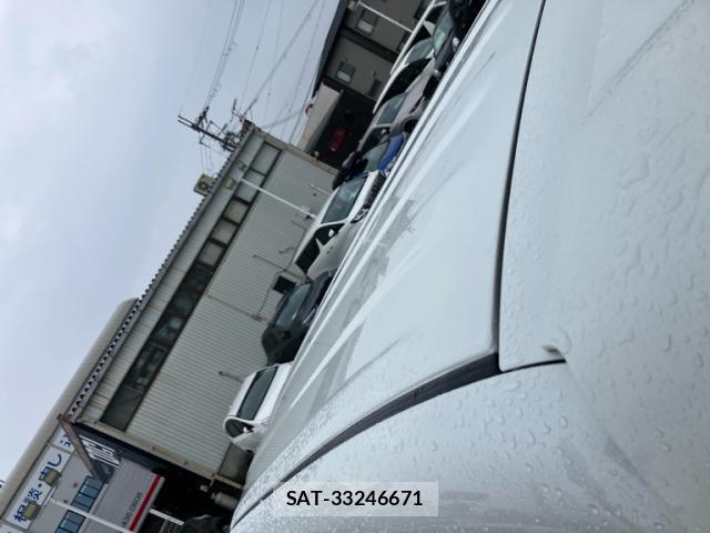 Suzuki SPACIA 2023-09 8877079-18