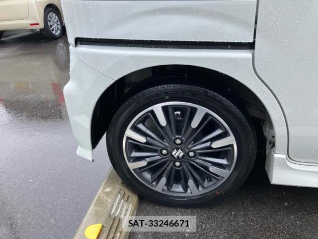 Suzuki SPACIA 2023-09 8877079-3
