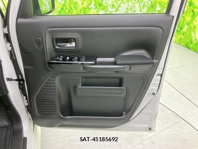 Suzuki SPACIA 2020-08 8878182-3