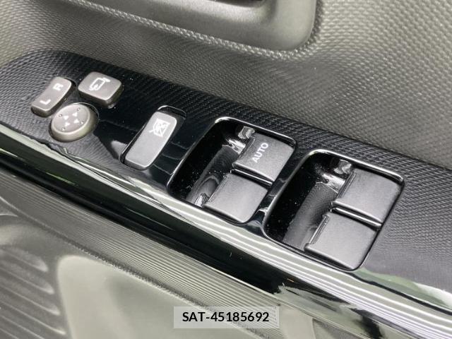 Suzuki SPACIA 2020-08 8878182-5