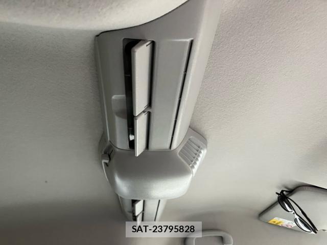 Suzuki SPACIA 2021-12 8877911-9