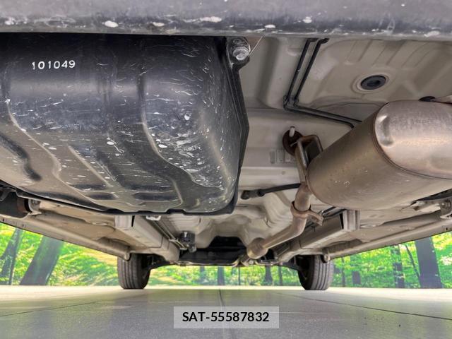 Suzuki SPACIA 2014-10 8876316-18