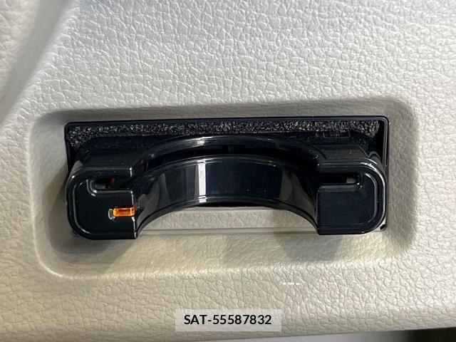 Suzuki SPACIA 2014-10 8876316-6