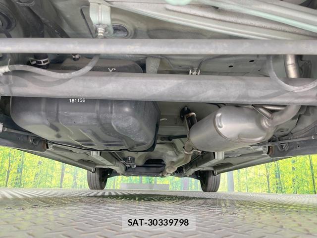 Suzuki SPACIA 2013-11 8876584-18