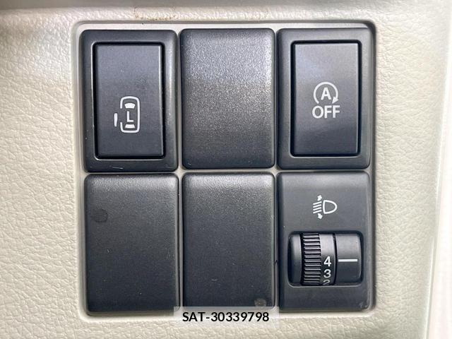 Suzuki SPACIA 2013-11 8876584-3