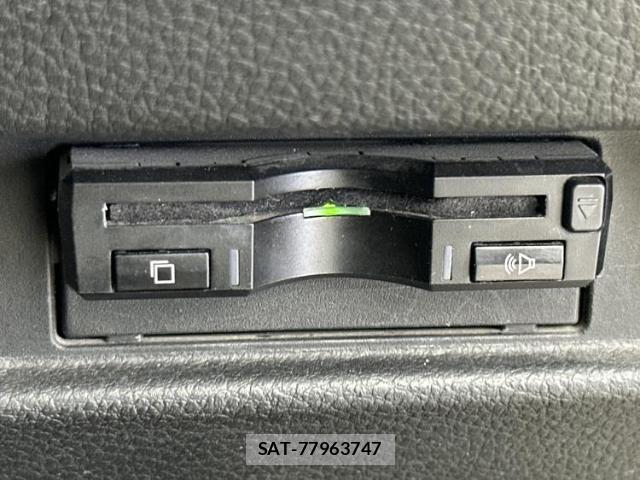 Suzuki SPACIA 2019-08 8878058-17