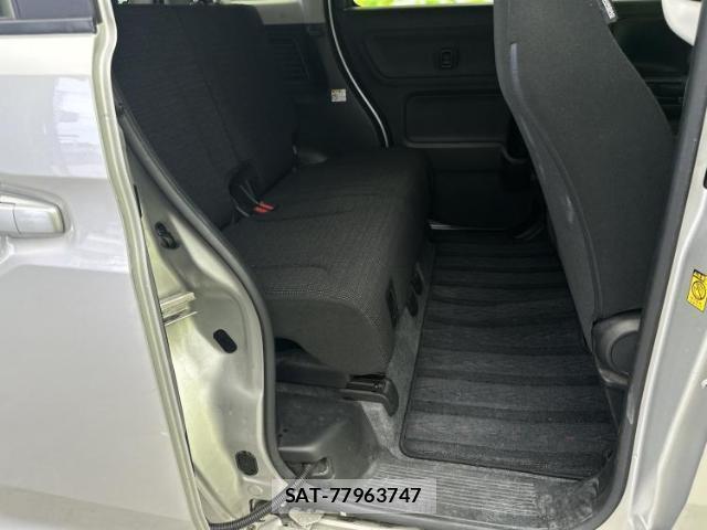 Suzuki SPACIA 2019-08 8878058-4