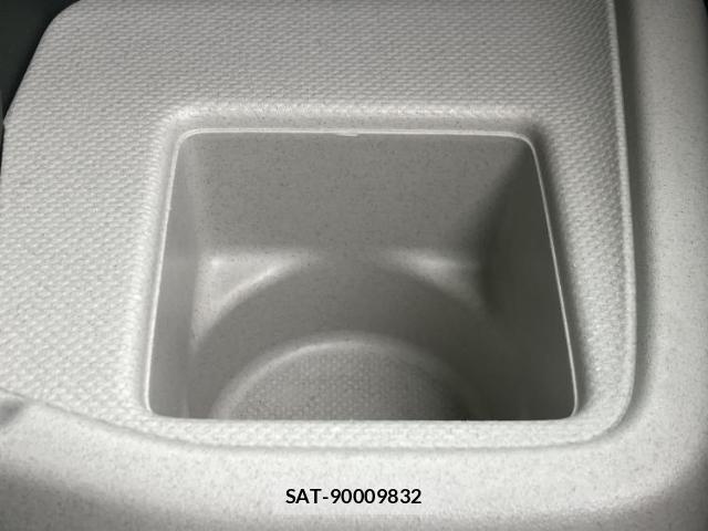 Suzuki SPACIA 2025-03 8878118-17