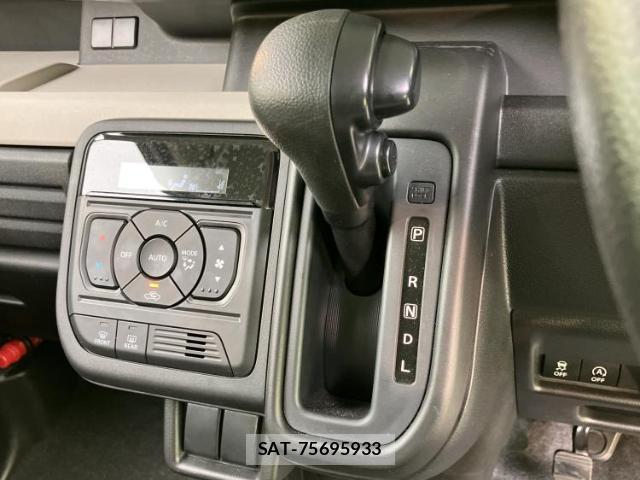 Suzuki SPACIA 2024-10 8878213-12