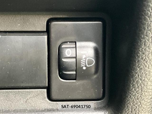 Suzuki SPACIA 2024-10 8878216-16