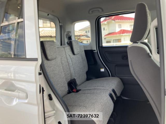 Suzuki SPACIA 2024-10 8878292-4