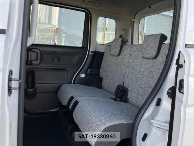 Suzuki SPACIA 2024-10 8878294-6