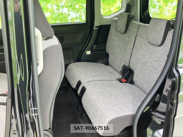 Suzuki SPACIA 2024-10 8878345-6