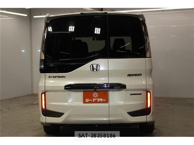 Honda e 2017-11 8876715-7