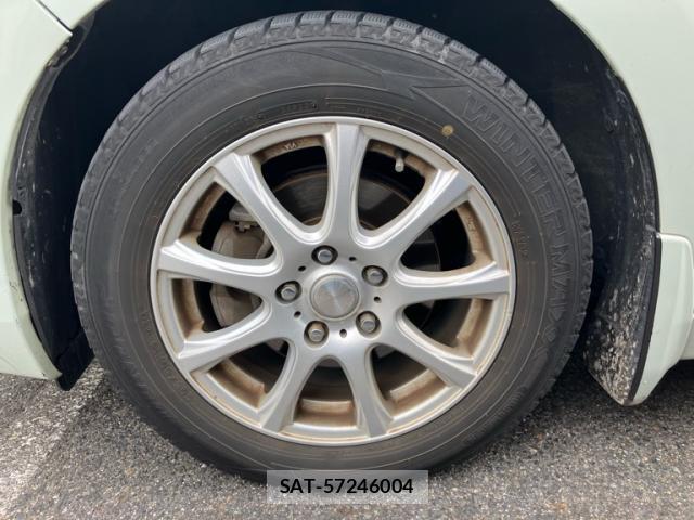 Honda e 2015-10 8876351-7