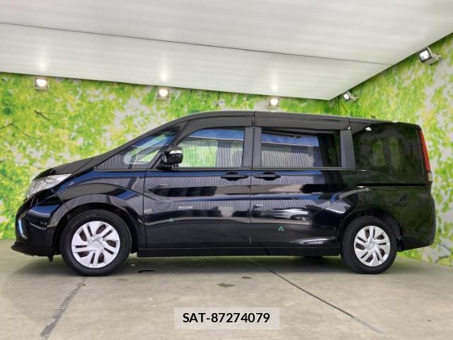 Honda e 2015-09 8877088-1