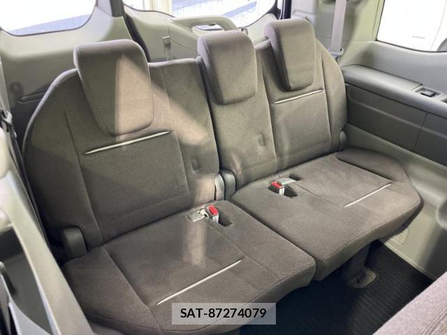 Honda e 2015-09 8877088-5