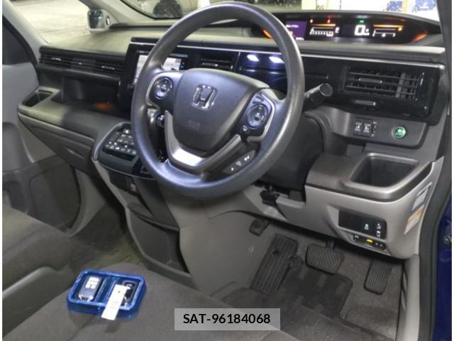 Honda e 2017-09 8877736-2