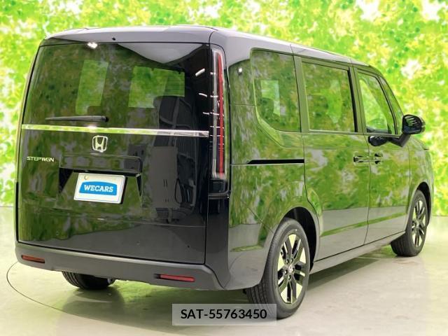 Honda e 2026-04 8878344-2