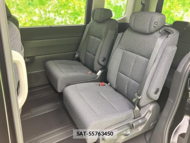 Honda e 2026-04 8878344-7