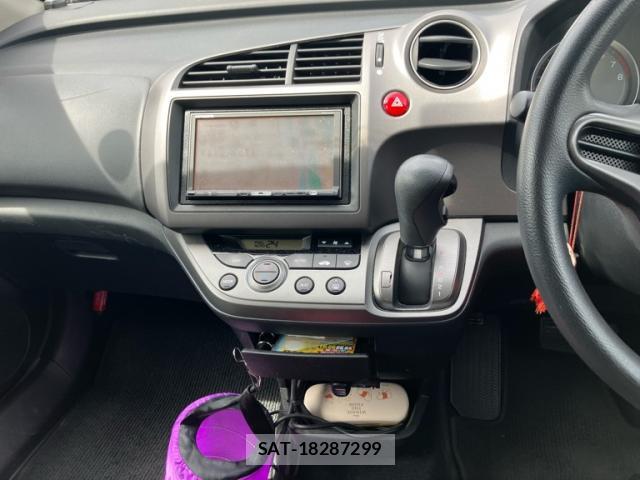 Honda STREAM 2007-10 8876346-14