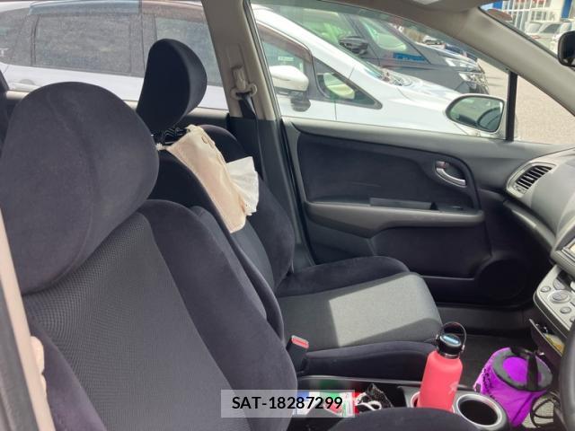 Honda STREAM 2007-10 8876346-8