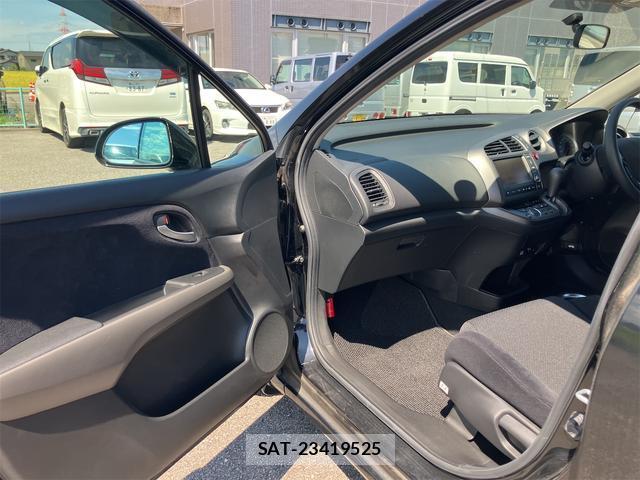 Honda STREAM 2007-04 8876801-2