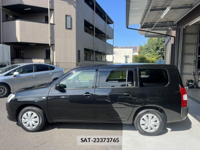 Toyota SUCCEED 2015-08 8876425-3