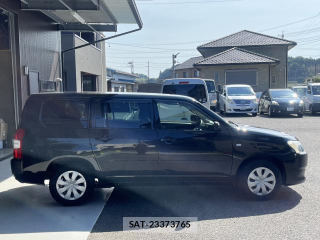 Toyota SUCCEED 2015-08 8876425-7