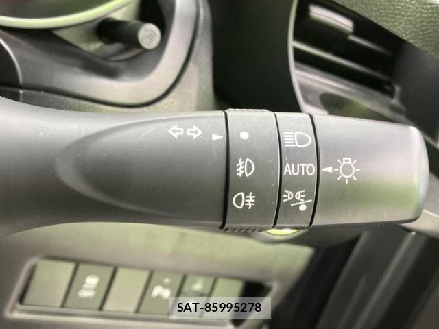 Suzuki SWIFT 2022-05 8876213-11